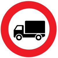 ceļa zīme Nr. 306 Kravas automobiļiem braukt aizliegts