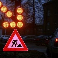 Brīdinājuma gaismas un lukturi